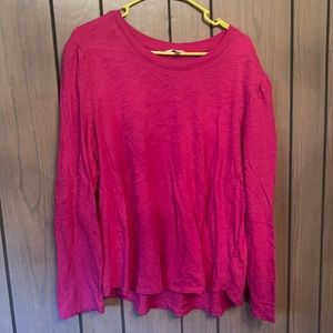 Long sleeve time and tru shirt